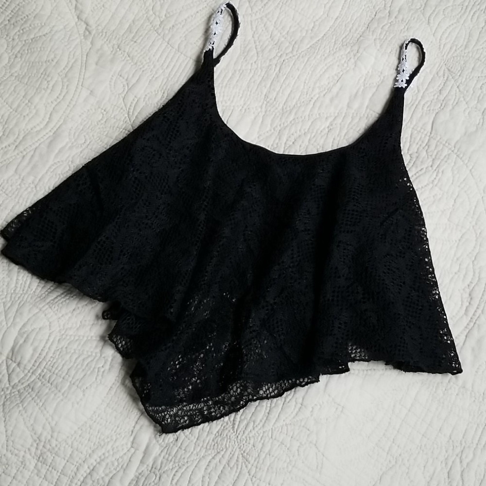 🌟10 FOR $30 Black Lace Swing Crop Top